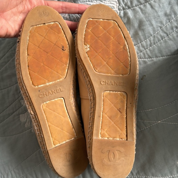💯% Authentic Chanel espadrilles - Picture 4 of 6